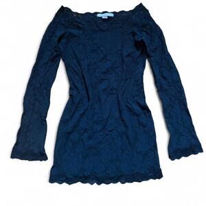 Victoria’s secret L boatneck body dress🎱